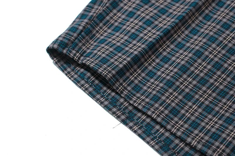 Design Patchwork Plaid Shirt in Red-Brown and Beige - 10