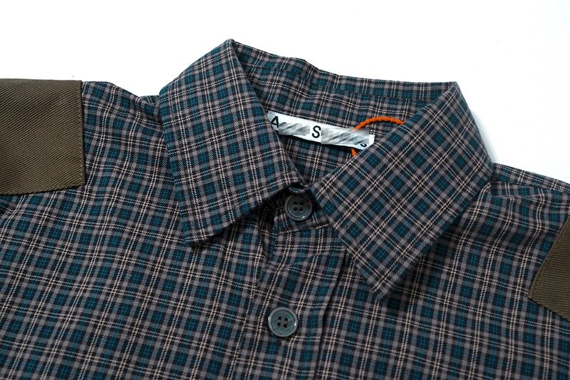 Design Patchwork Plaid Shirt in Red-Brown and Beige - 4