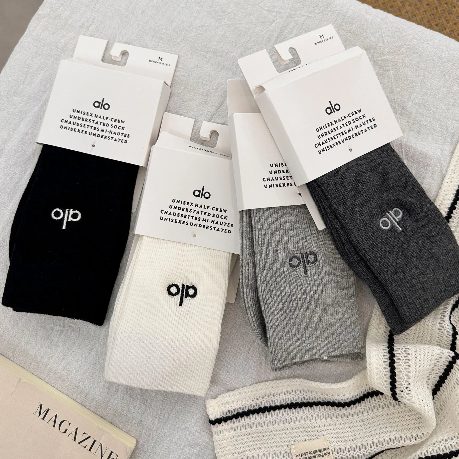 Alo Unisex Half-Crew Understated Sock Beige Socks - 3