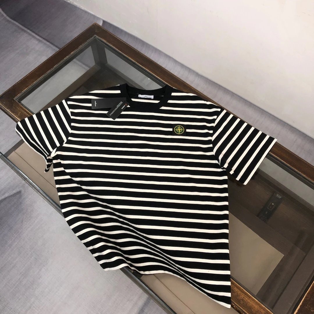 Stone Island Black and White Striped T-Shirt - Hipobuy Spreadsheet QC photo