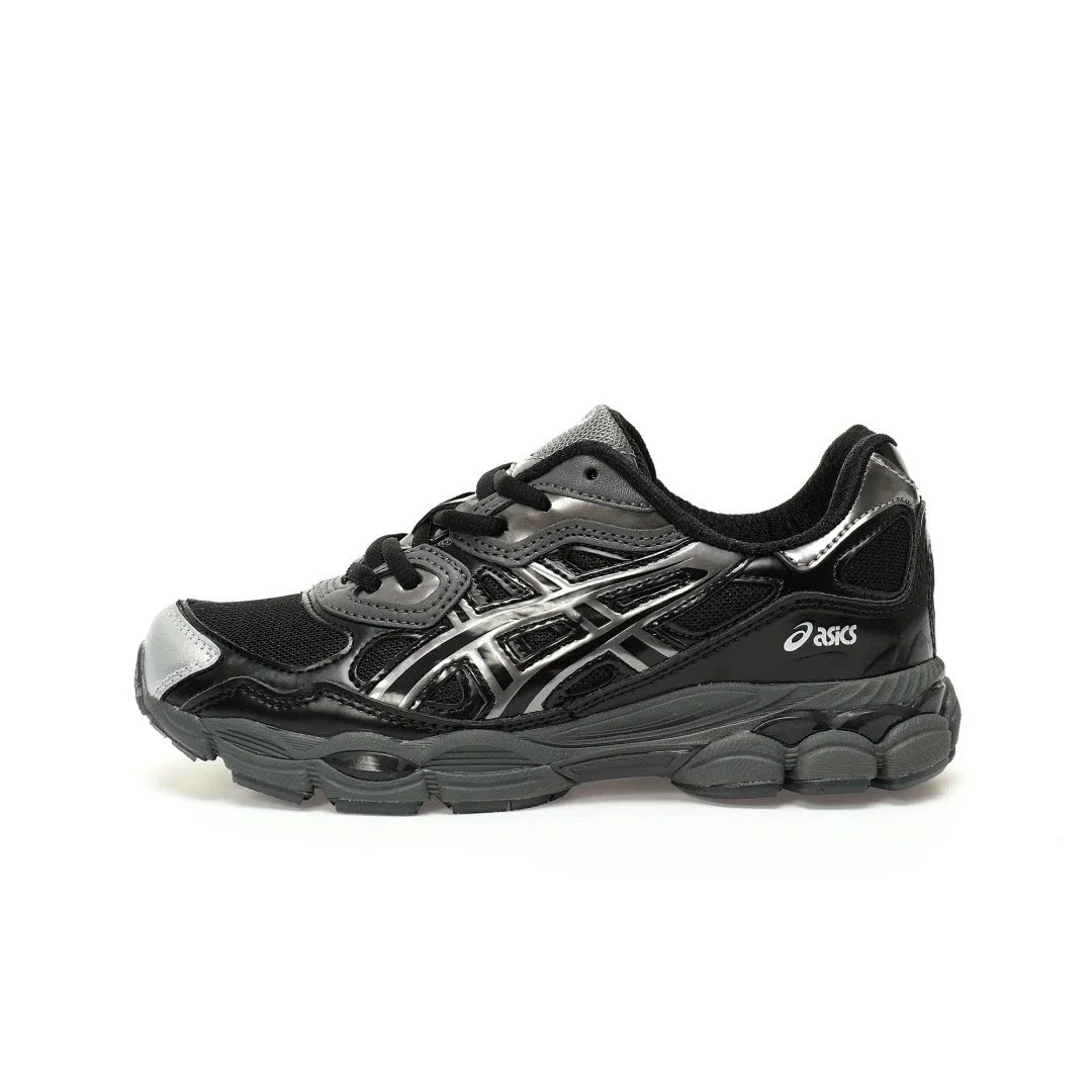 “Collaboration Black Silver Dark Gray” 1203A571-001