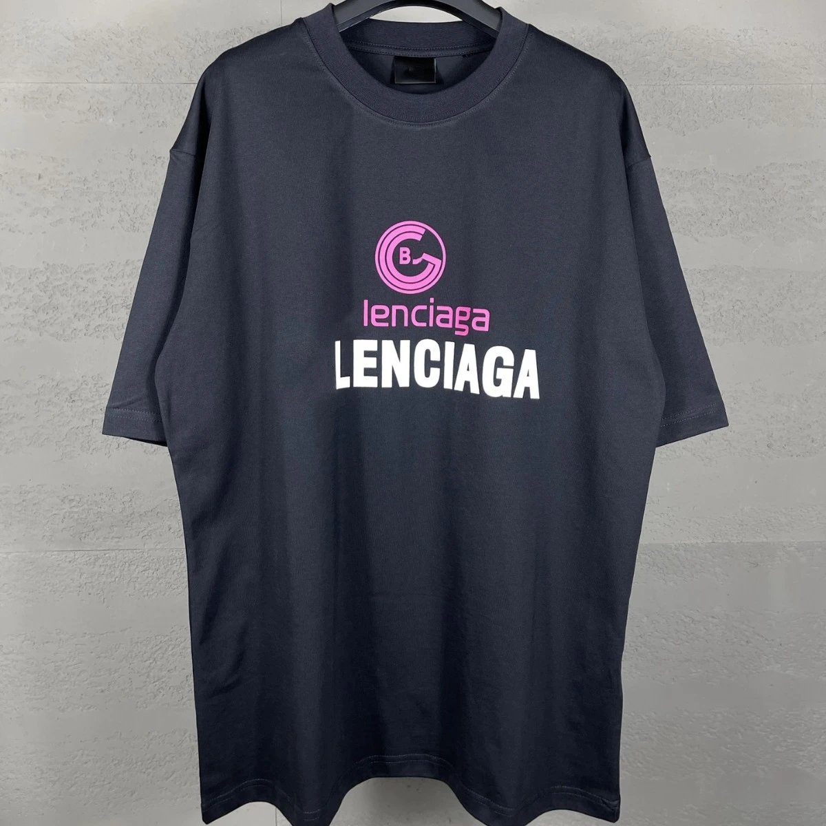 Balenciaga  T-shirt