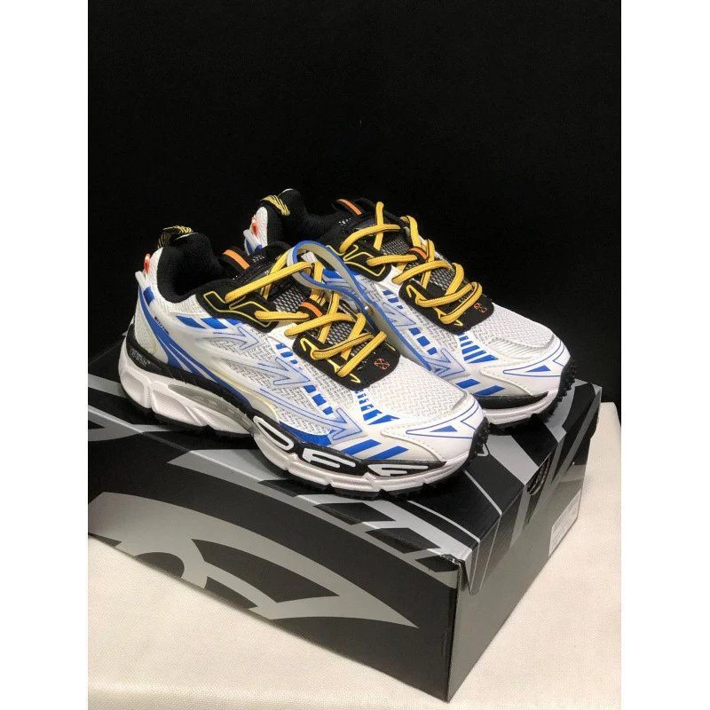Unbranded Sneakers Chunky mesh with three-arrow side overlays — White and blue