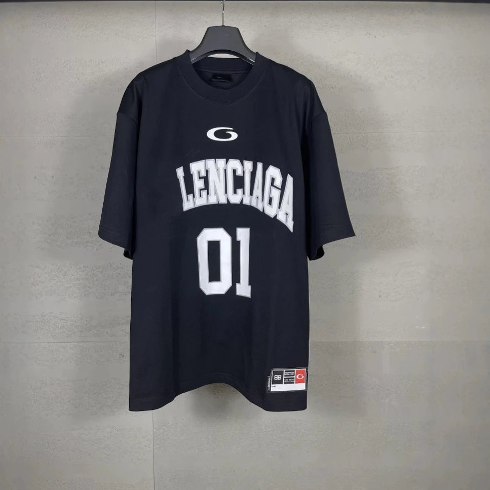 Balenciaga  SS25   Basketball