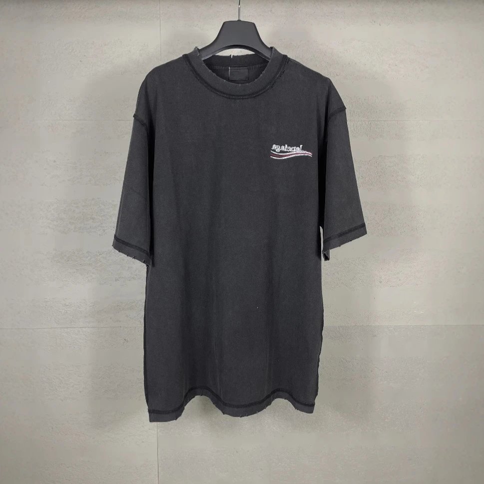 Balenciaga  T-shirt