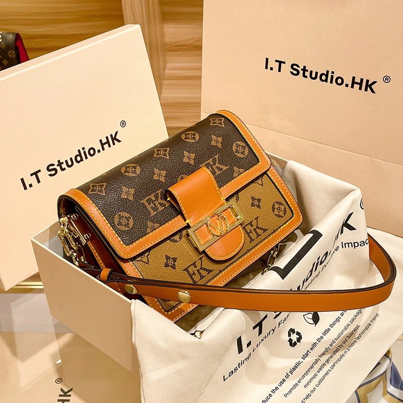 I.T Studio.HK Monogram Crossbo
