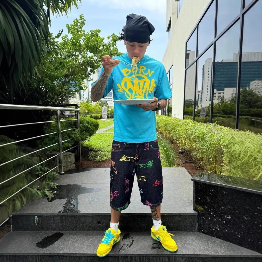 Syna World Born Syna Logo T-Sh