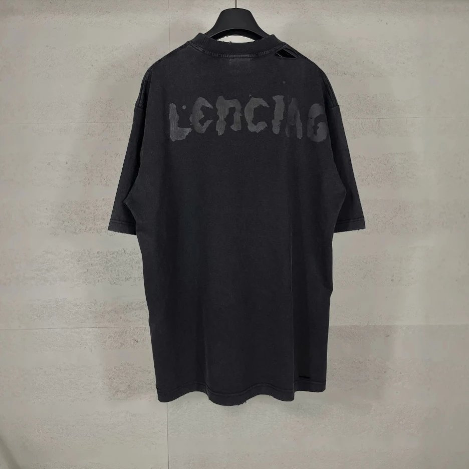 BALENCIAGA T-shirt