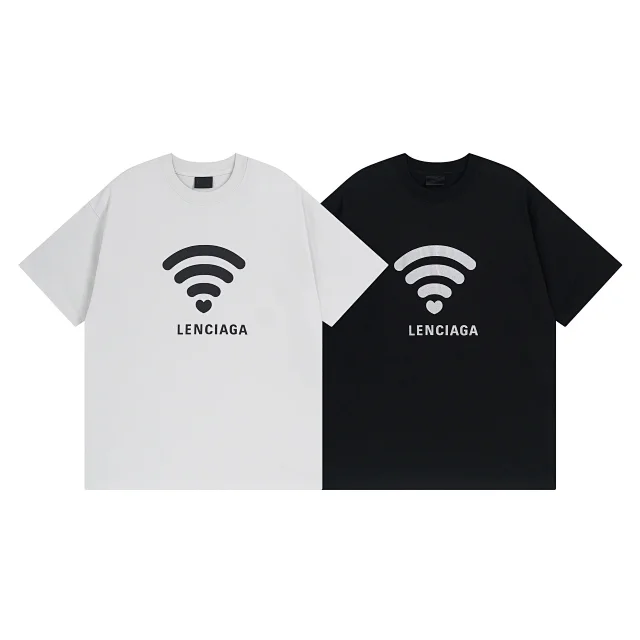 Unbranded T-Shirts Oversized Wi-Fi Heart Graphic product detail image 1