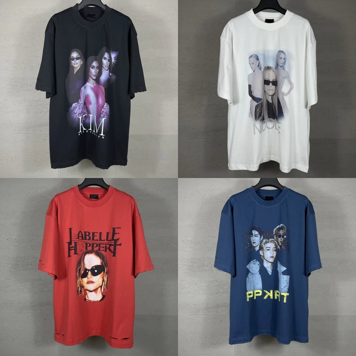Balenciaga  T-shirt