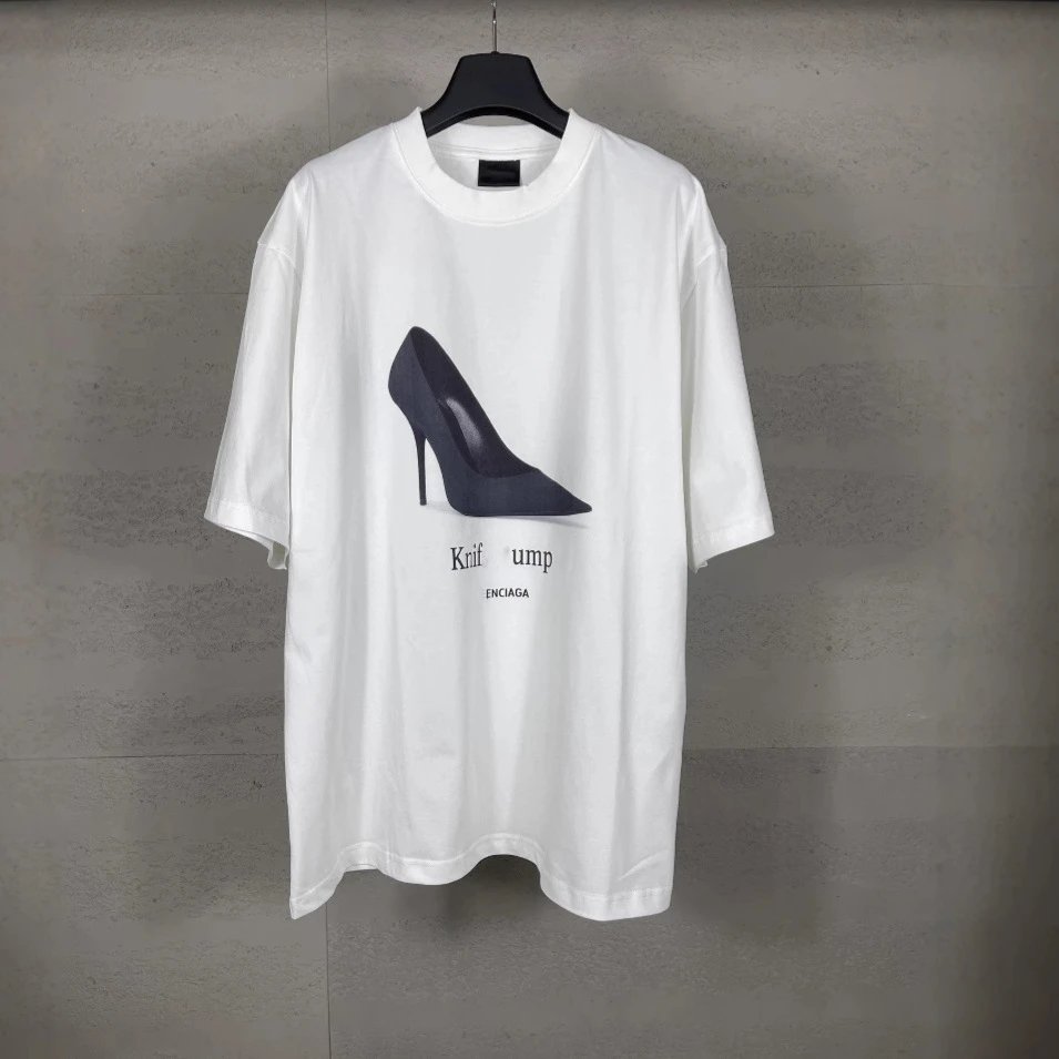 Balenciaga    T-shirt