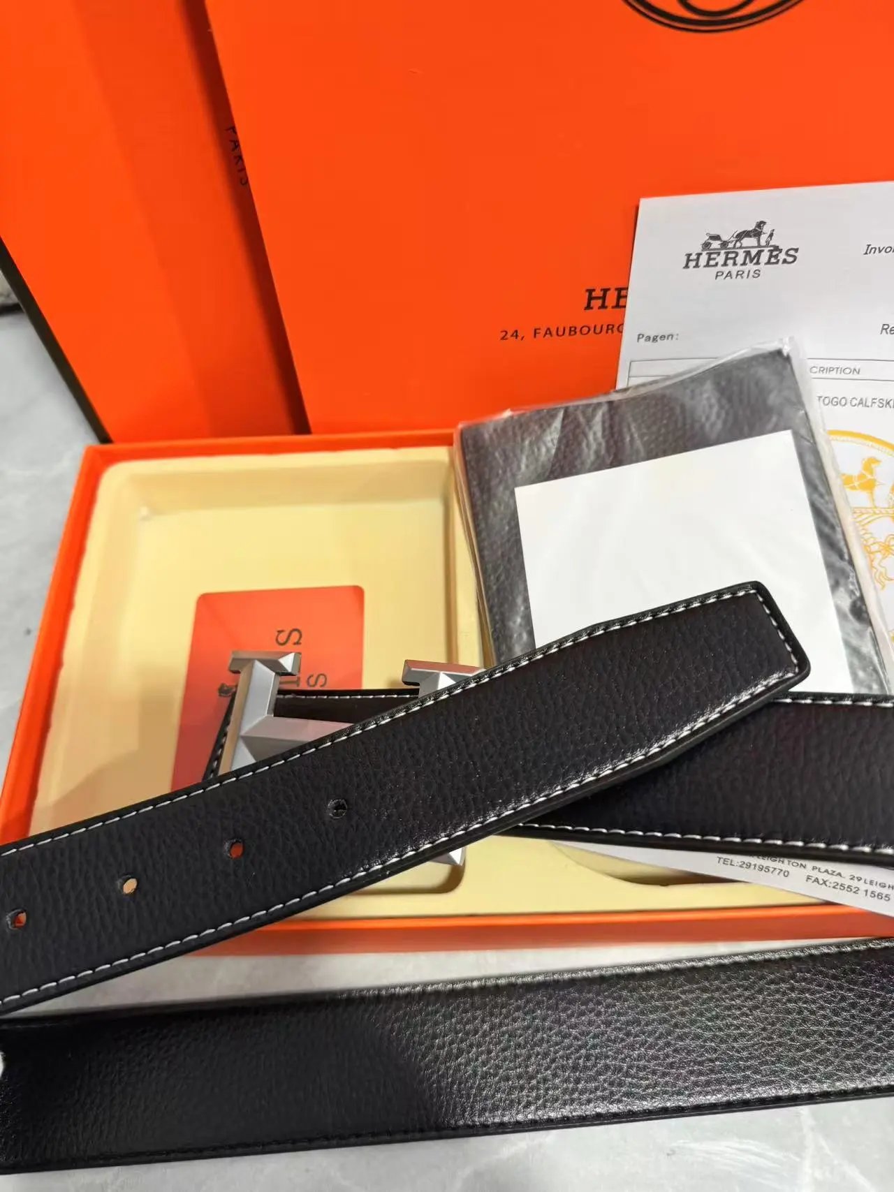 Black Triangle H Silver Buckle Set