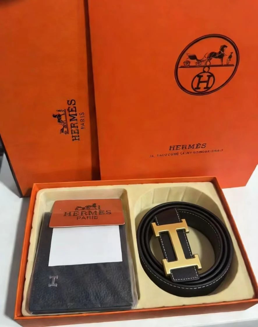 Black Love Gold Buckle Set