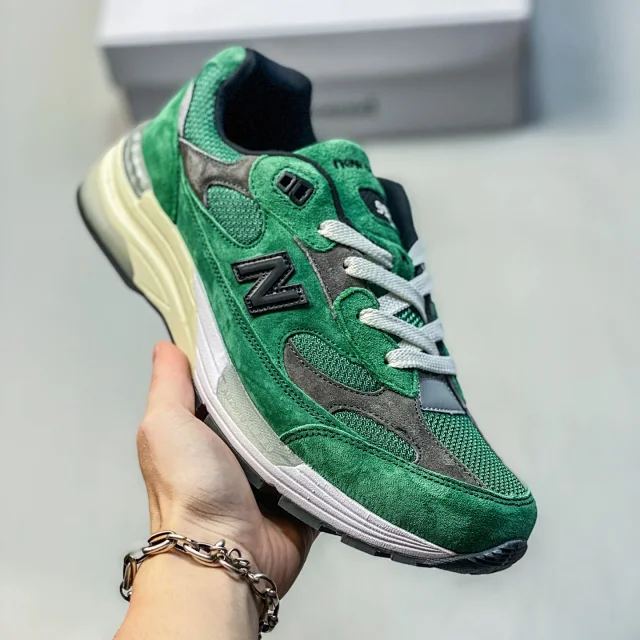 New Balance WRPD Runner and 992 product detail image 4