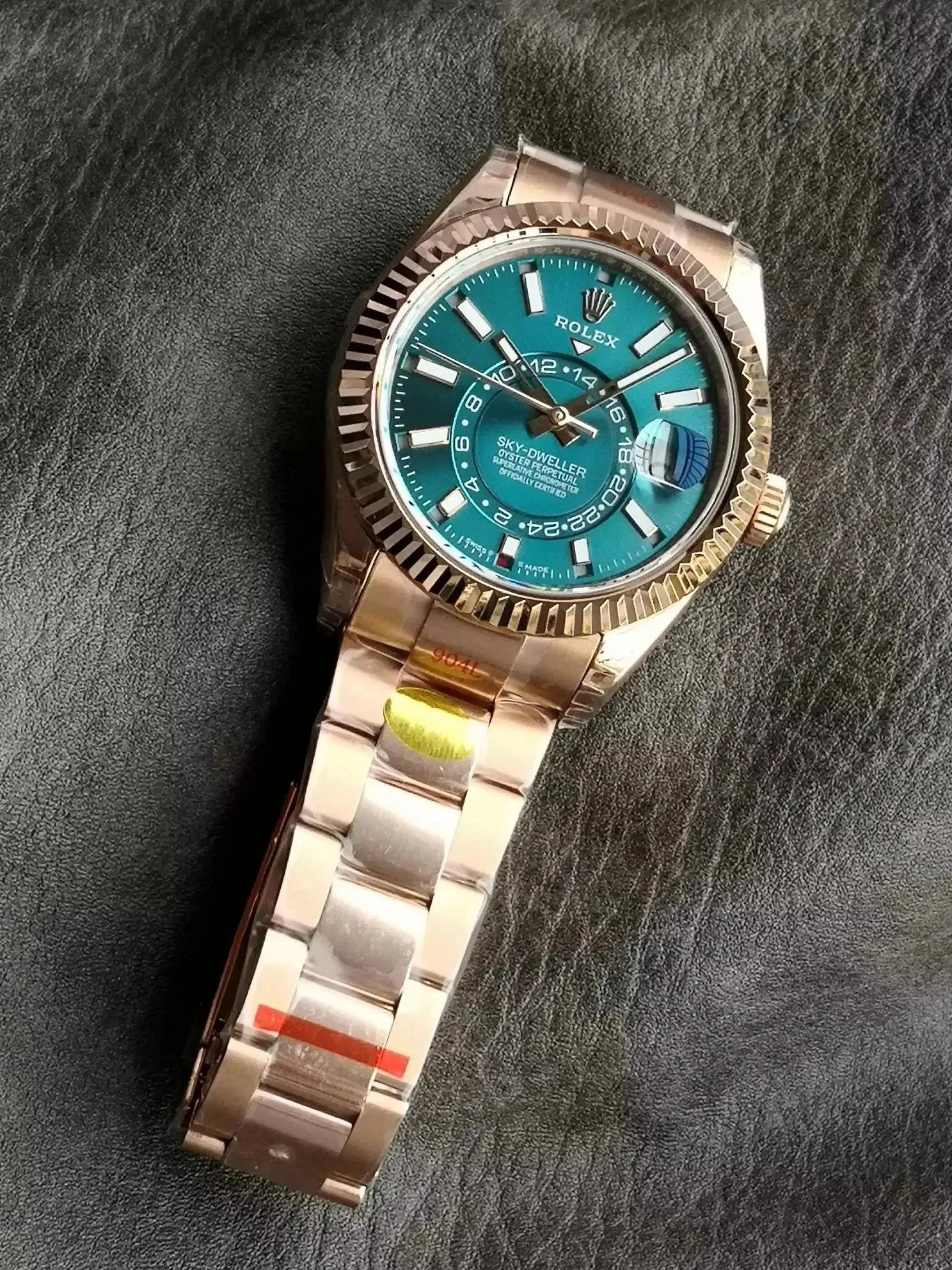 Rolex Watches Day-Date with diamond-set bezel and bracelet — 20