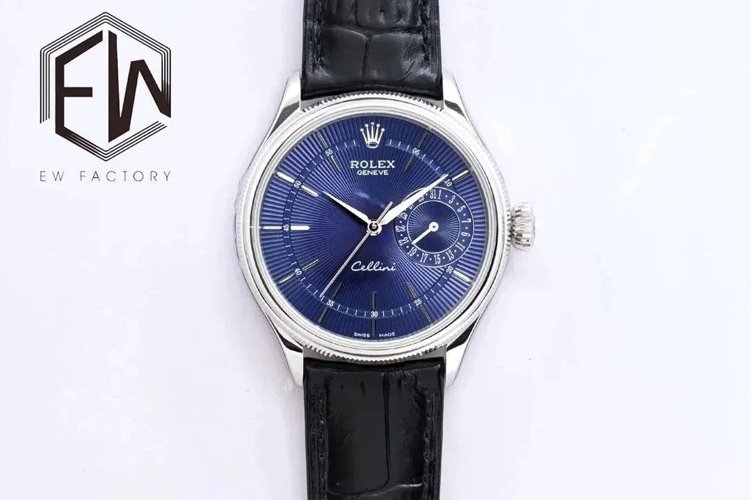 Rolex Watches Day-Date with diamond-set bezel and bracelet — 25