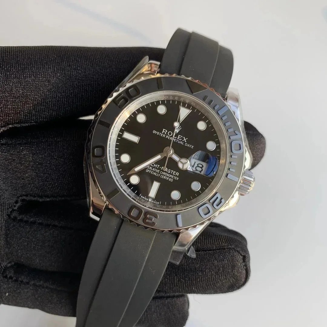 Rolex Watches Day-Date with diamond-set bezel and bracelet — 23
