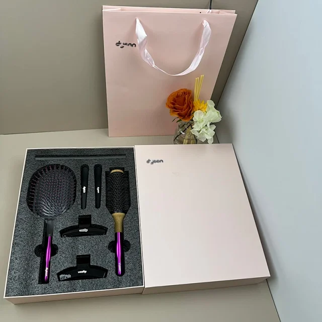 Dyson Uncategorized Air Cushion Hairbrush Set product detail image 1