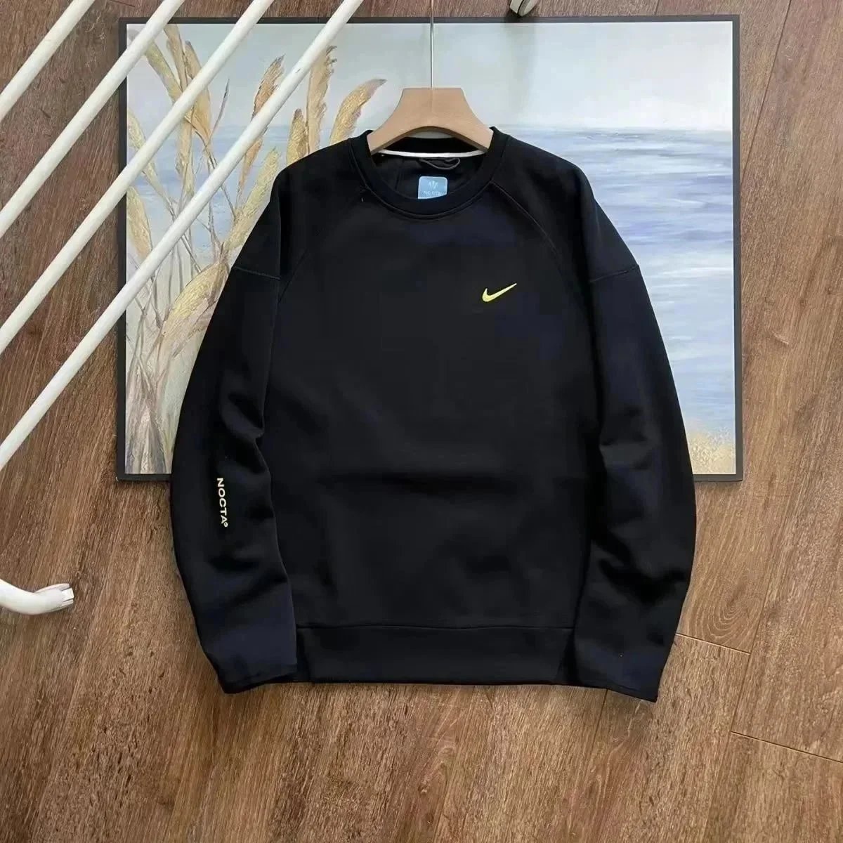 Round Neck Long Sleeve Black