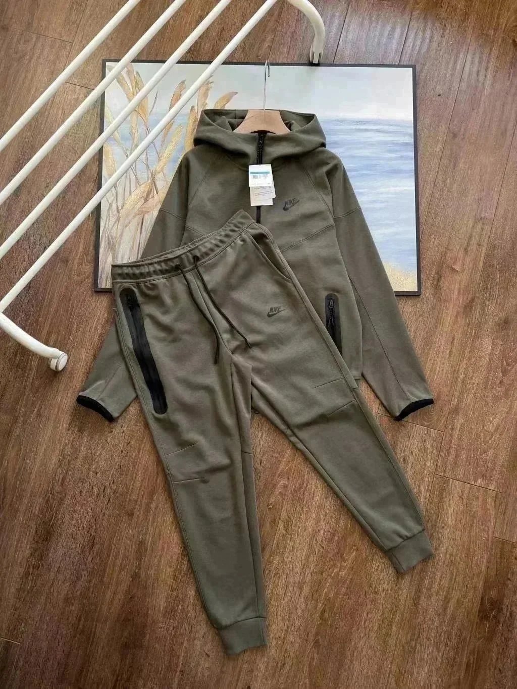 Army green suit: shirt + pants