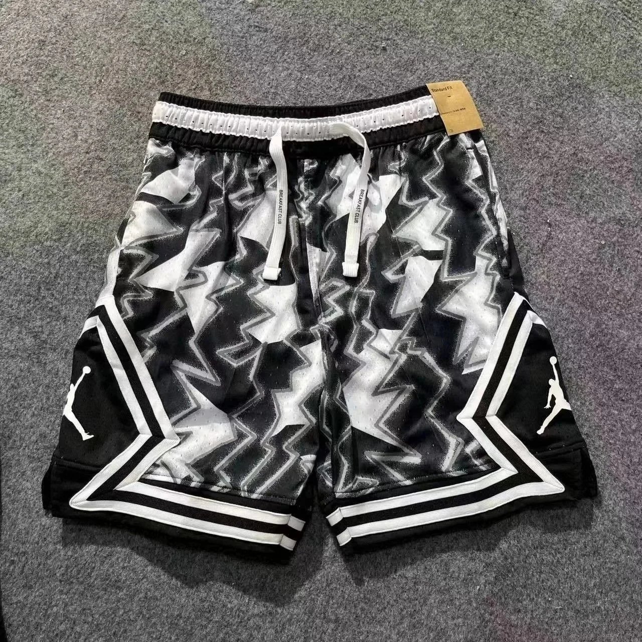 Camouflage white