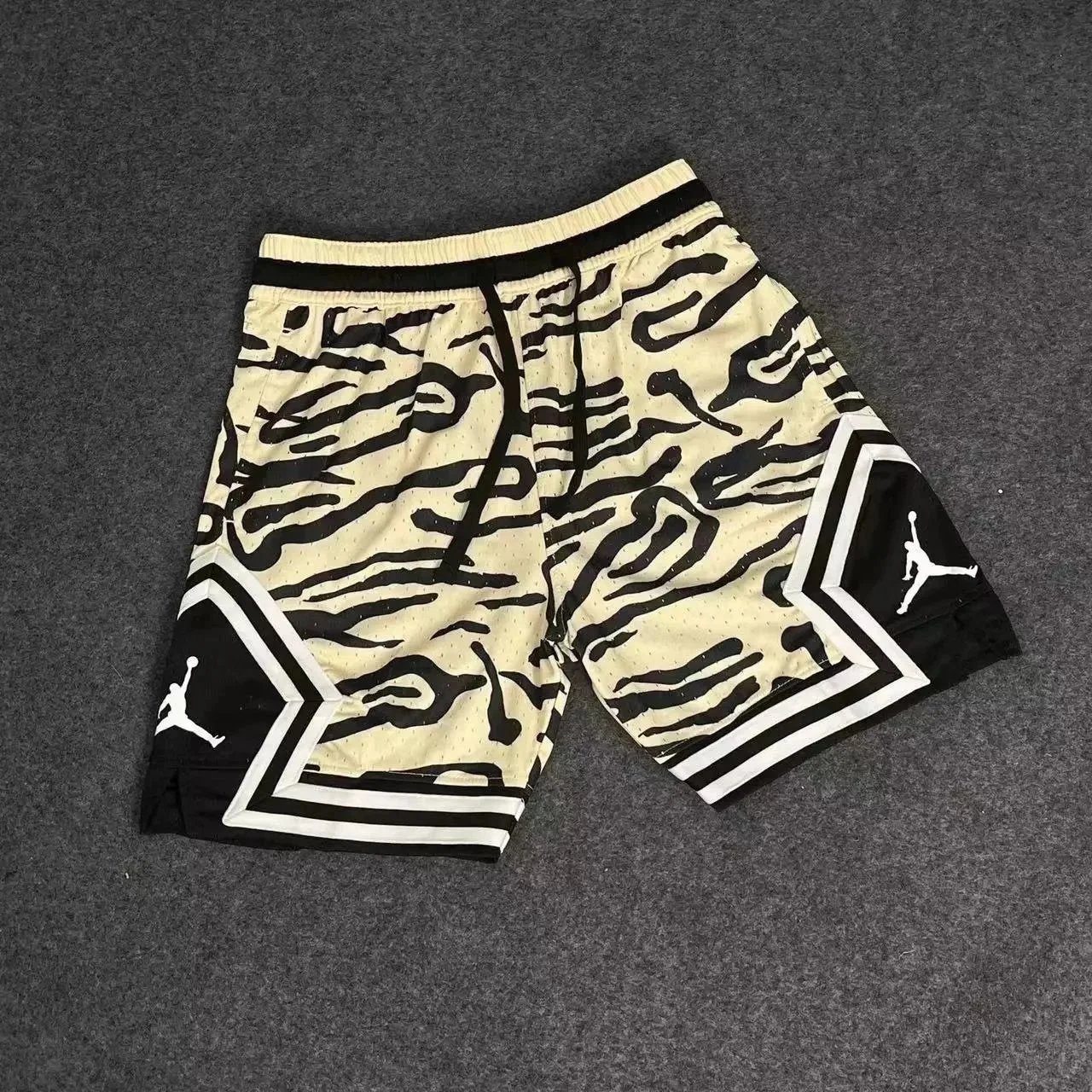 Tiger patterned apricot color