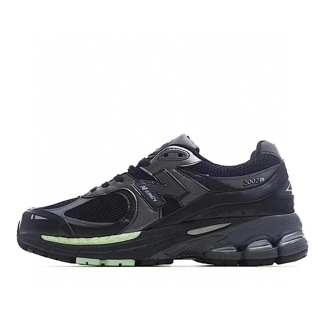 New Balance Sneakers 2002R — 10