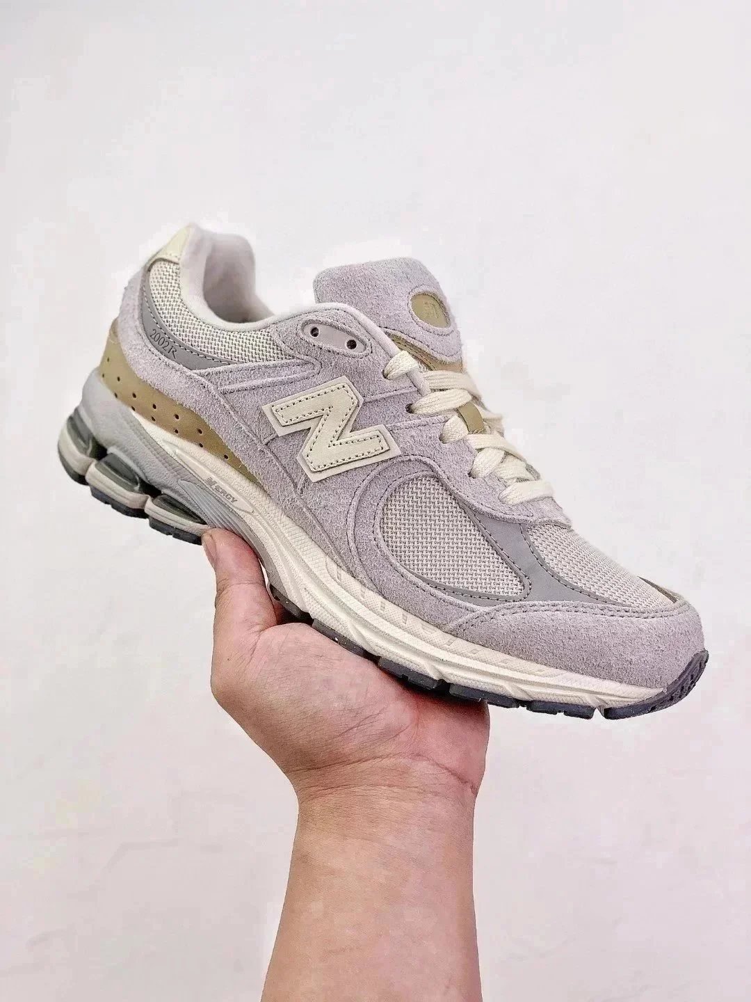 New Balance Sneakers 2002R — 14
