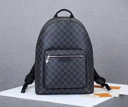 thumbnail for ，激光五金本款 Josh 双肩包以 Monogram Macassar 帆布勾勒简约线条，融合考究构型和精致细节.轻盈设计内含充裕空间，令个人物品齐整随行.Monogram Macassar ...