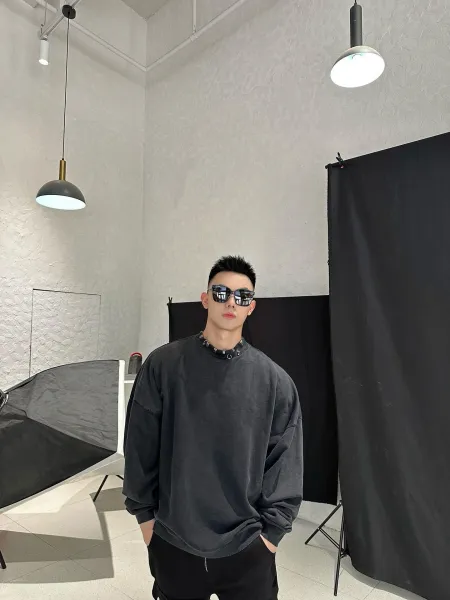 Off-White Industrial Collar Sweatshirt Black - 11