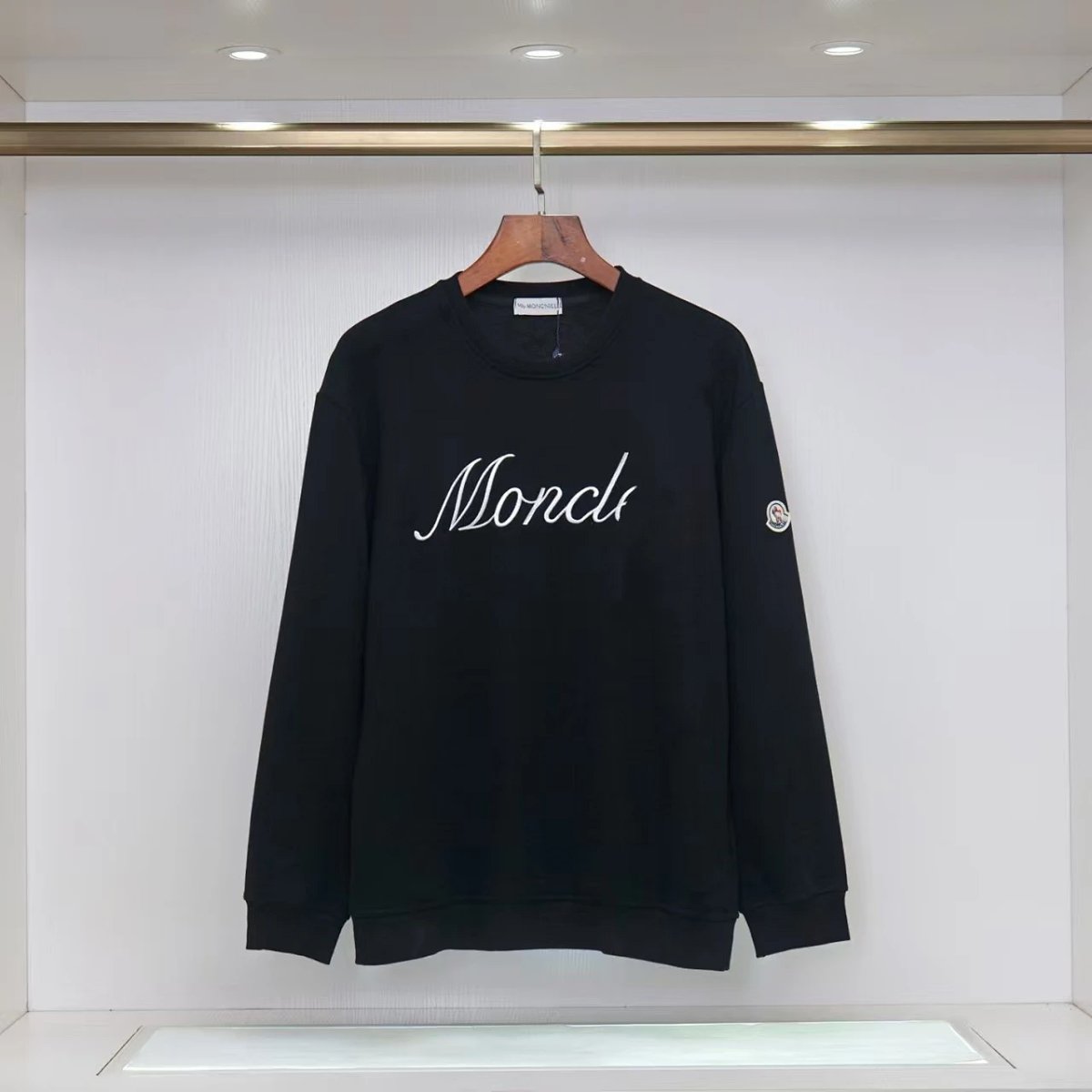 Moncler Script Logo White Hoodie product detail 11 in Litbuy spreadsheet finds