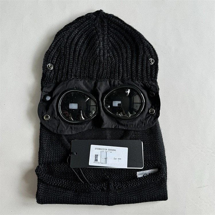 Off-White Beanie with Circular Patch Yellow Hat product detail 7 in Litbuy spreadsheet finds