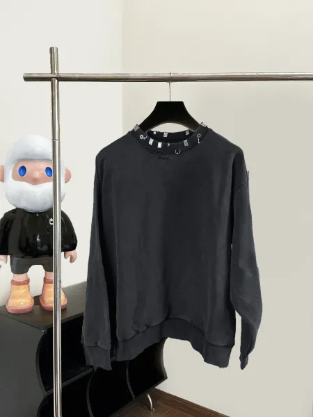 Off-White Industrial Collar Sweatshirt Black - 1