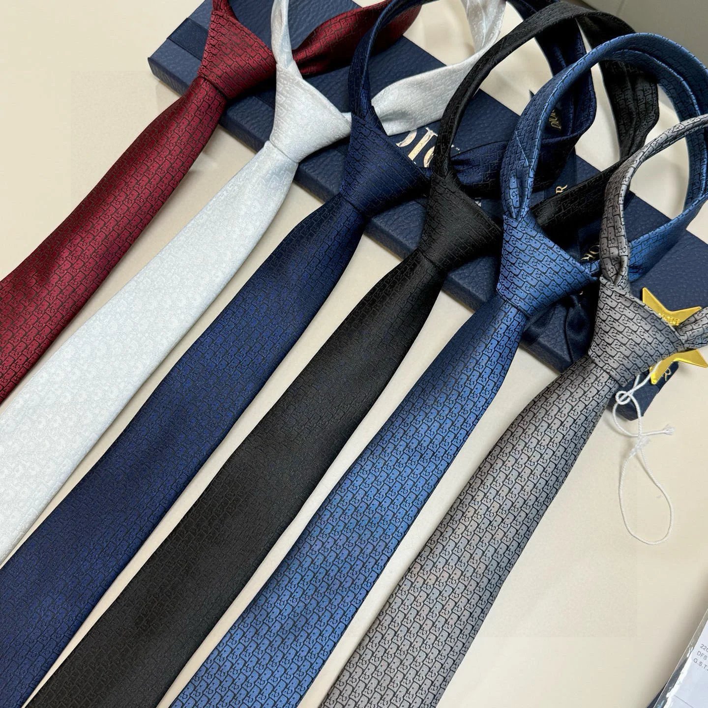 Dior Ties All-over geometric monogram print image 10