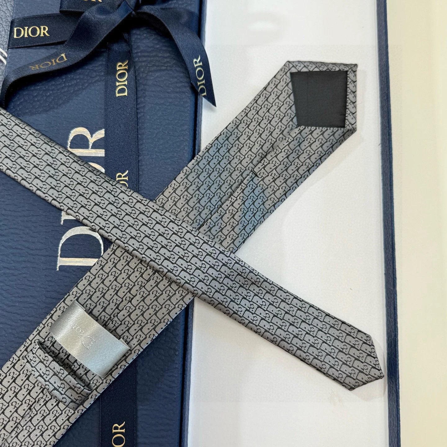 Dior Ties All-over geometric monogram print image 5