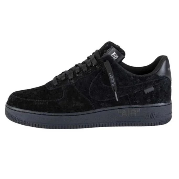 13-1A9VD7AF Co-branded Louis All Black (G)