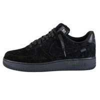 13-1A9VD7AF Collaboration Louis All-Black (G)