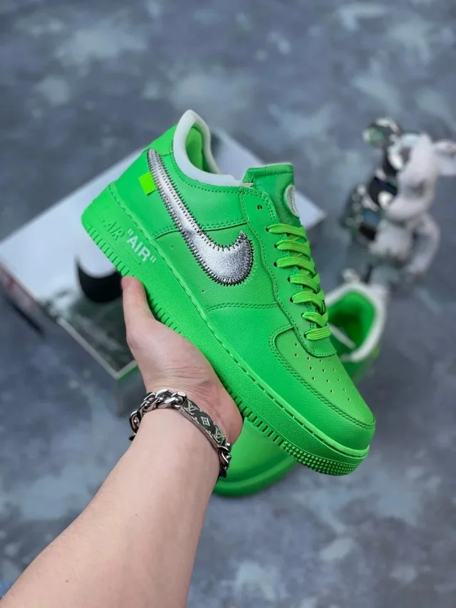 Nike Sneakers Air Force 1 Low with exposed-foam and zip-tie design product detail image 5