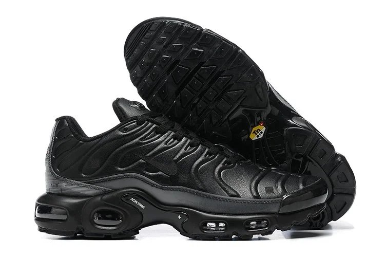 Nike Air Max Plus Black Sneakers