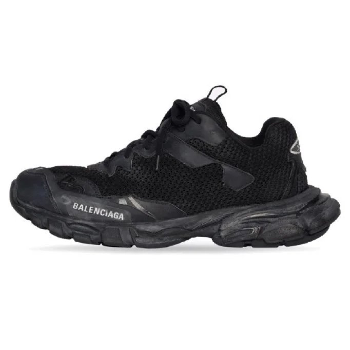 700875W3RF11090 track black mesh fabric