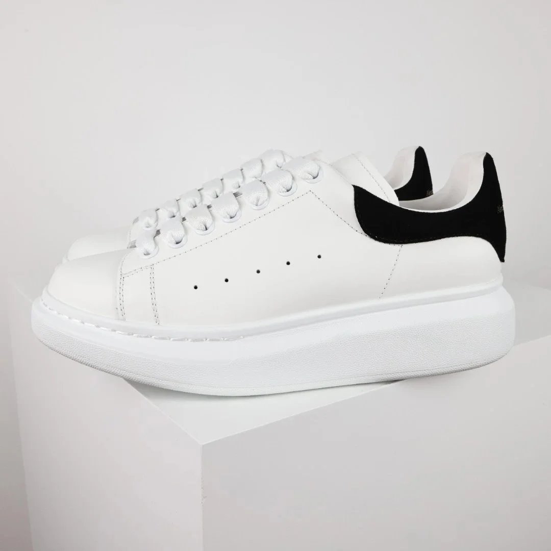 Alexander McQueen Oversized Sneakers White/Black