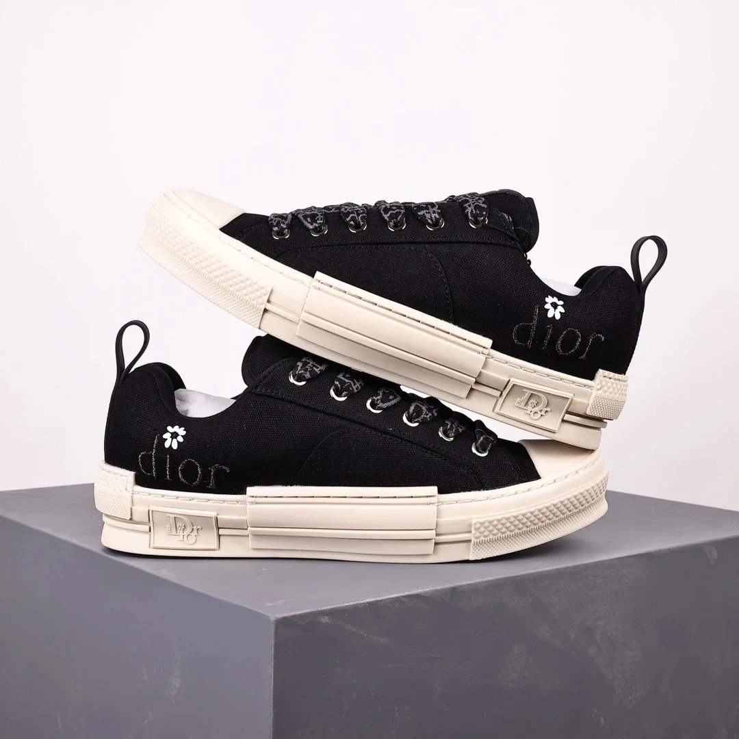 Dior B23 High-Top Sneakers Navy and White Oblique Print Sneakers - 26