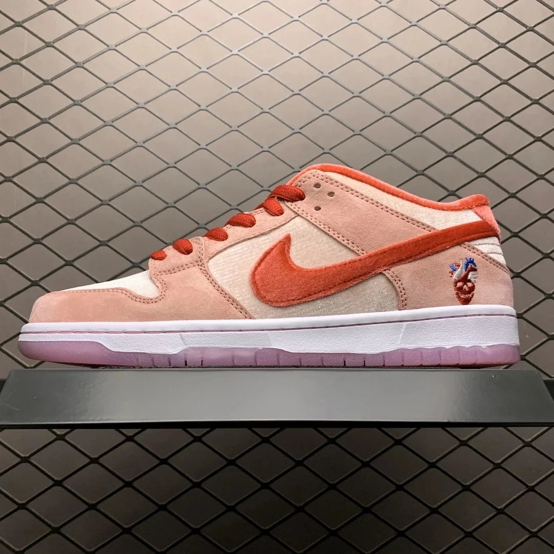 Nike SB Dunk Low Grey Fog Sneakers - 5