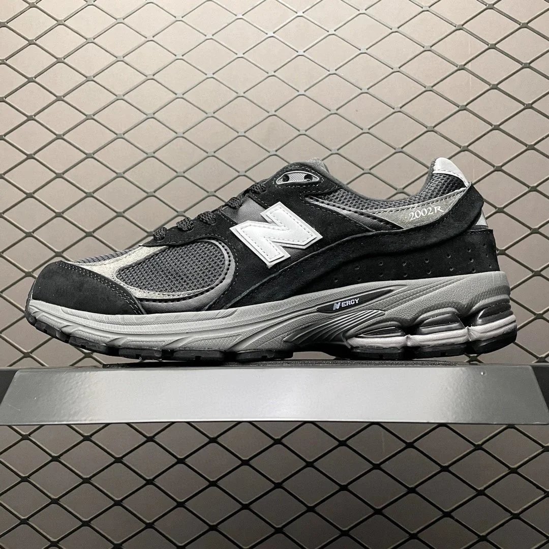 New Balance 2002R Beige Running Shoes - 5