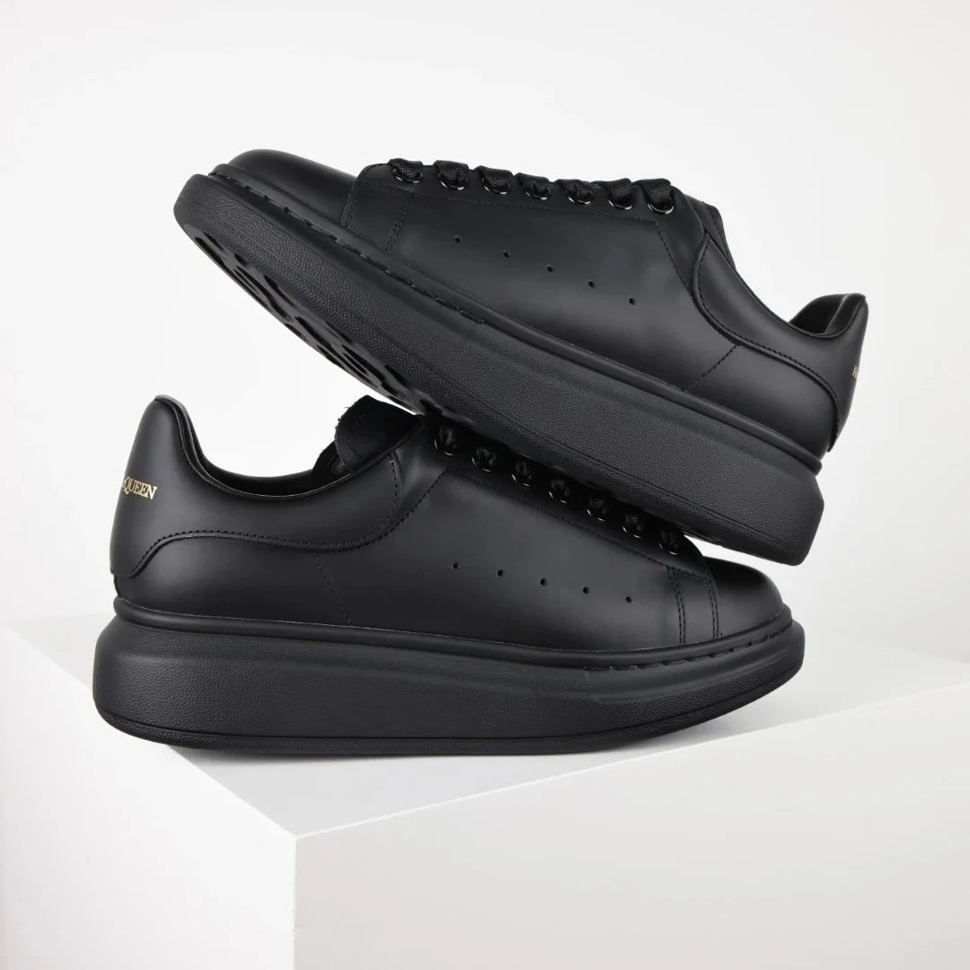 Alexander McQueen Oversized Sneaker Black and White Chunky Sneakers - 16