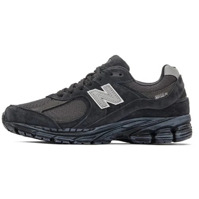 New Balance 2002R Black/Gray