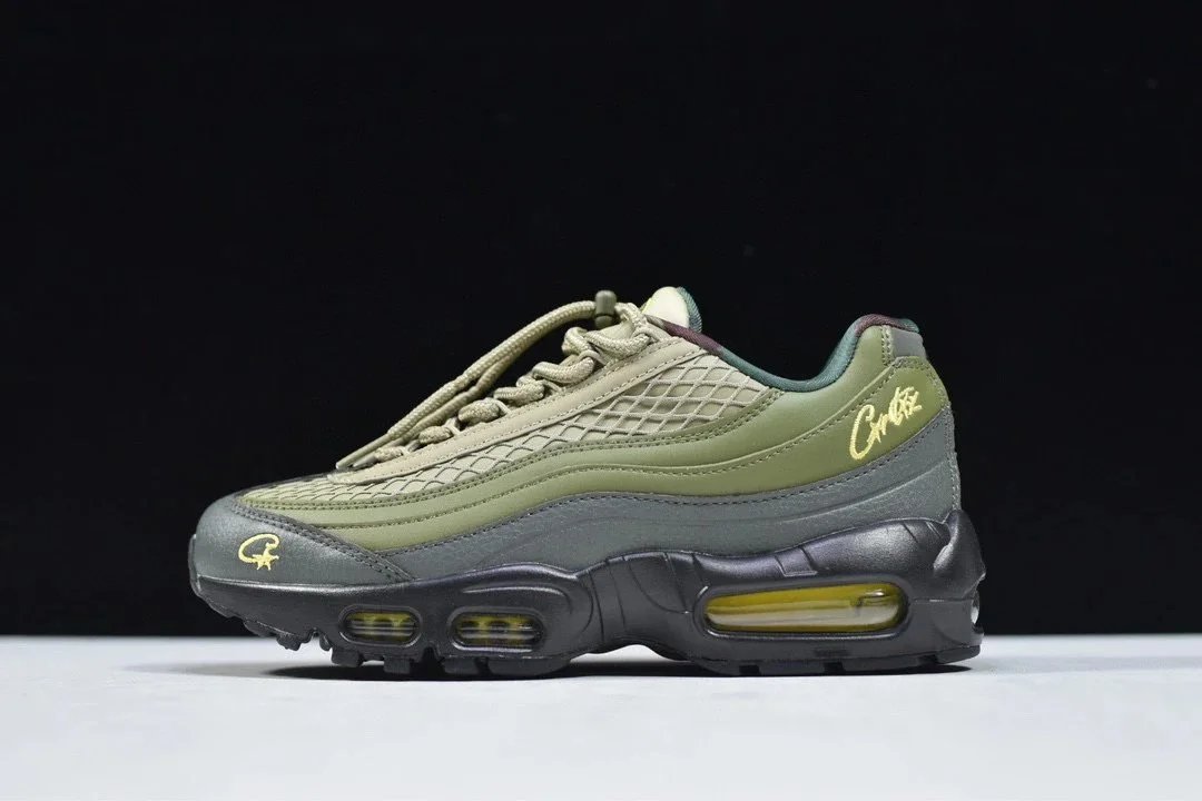 Nike Air Max 95 Black with Blue Swoosh Sneakers - 4