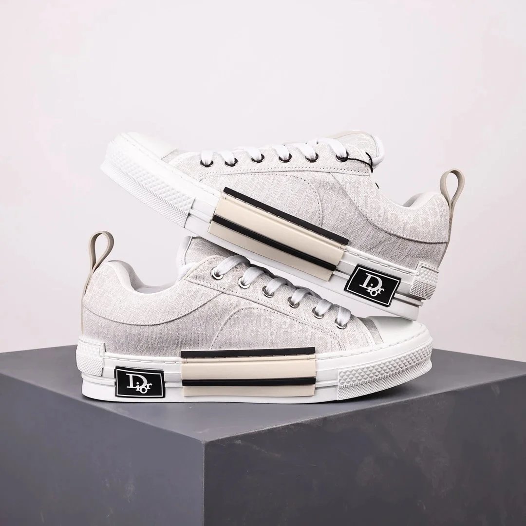 Dior B23 High-Top Sneakers Navy and White Oblique Print Sneakers - 27