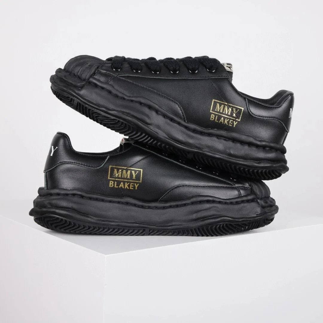 Maison Mihara Yasuhiro Baker Low Black White
