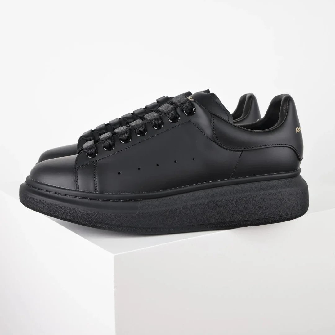 Alexander McQueen Oversized Sneakers Black